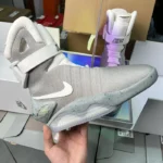 Nike MAG Back To The Future (2012)（Self Tying Shoe Laces） 417744 001